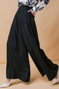 Contemporary Wide Leg Black Pant