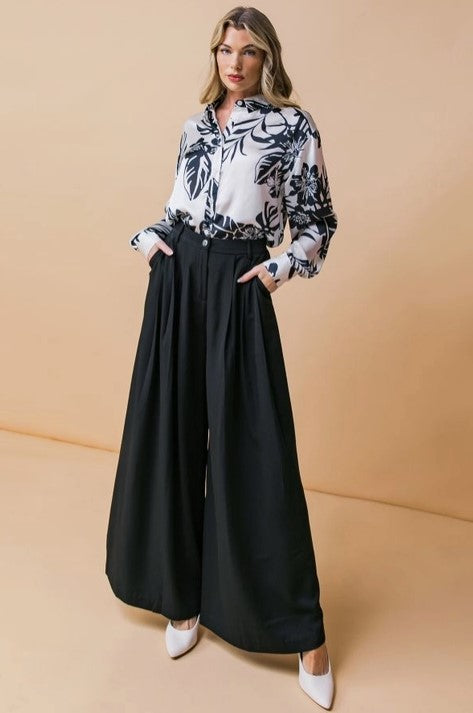 Contemporary Wide Leg Black Pant